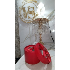 Caja Cilíndrica Roja con Ventana y Lazo
