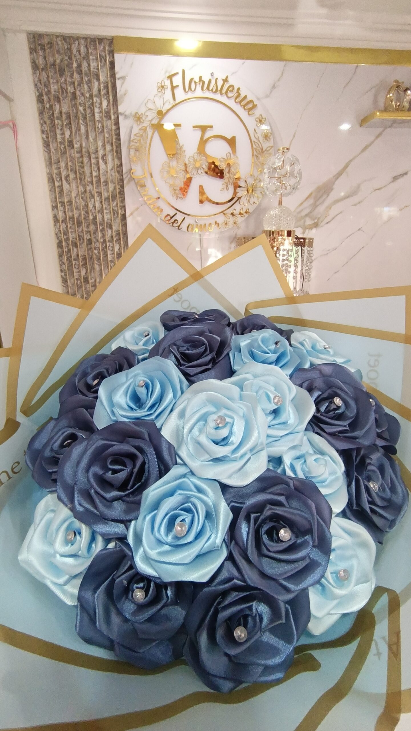 0-1728x3072-0-0-{}-0-12# Azul Real